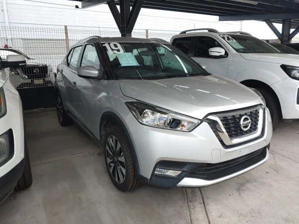 Kicks Advance Cvt A/C Negro 2019