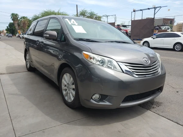 Sienna 2014