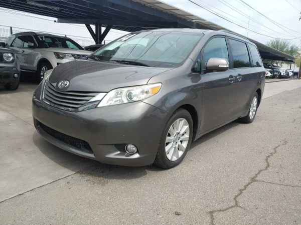 Sienna 2014 - Image 2