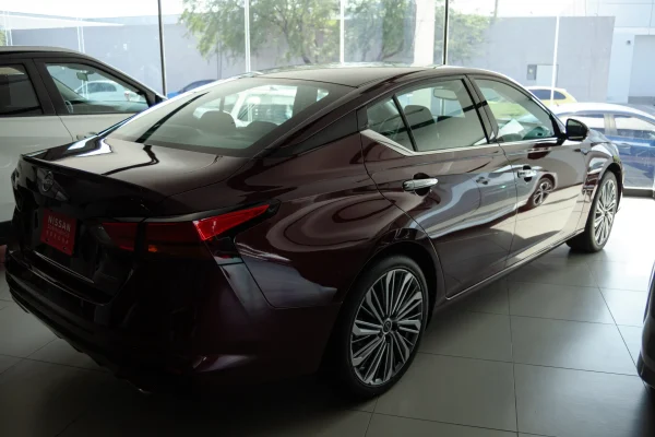 Altima EXC 2024 - Image 7