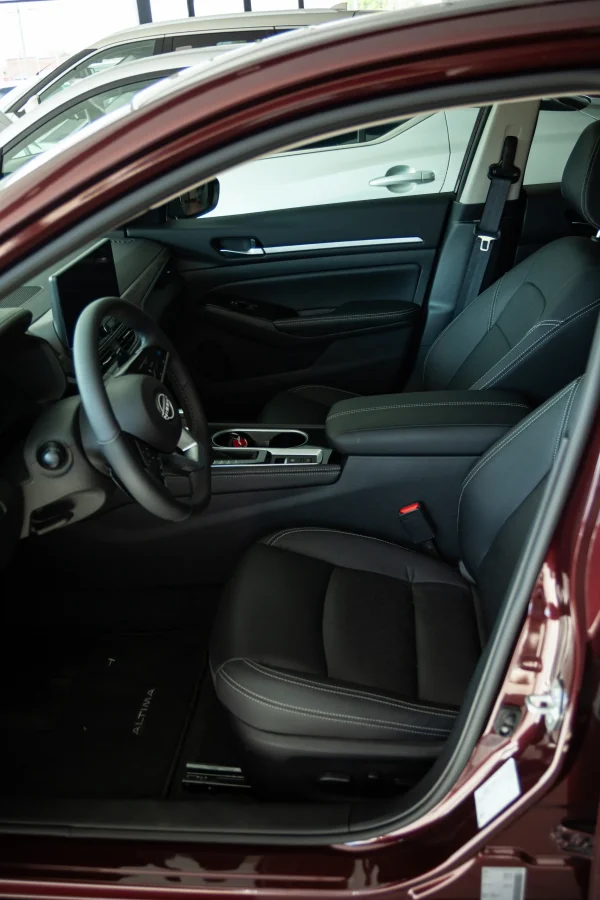 Altima EXC 2024 - Image 5