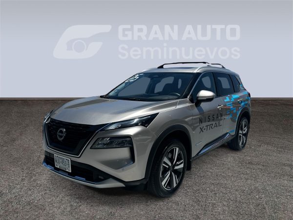 X-Trail Hibrida Platinum 2025