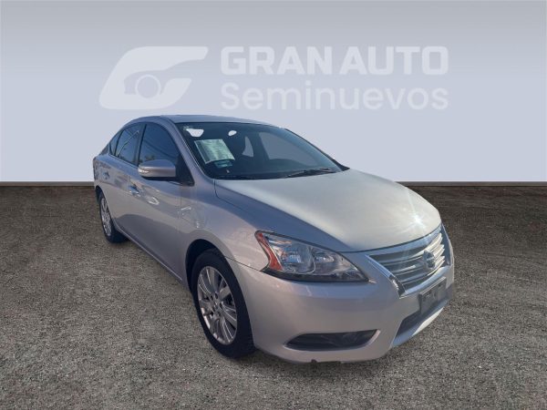 Nissan Sentra Exclusive 2016